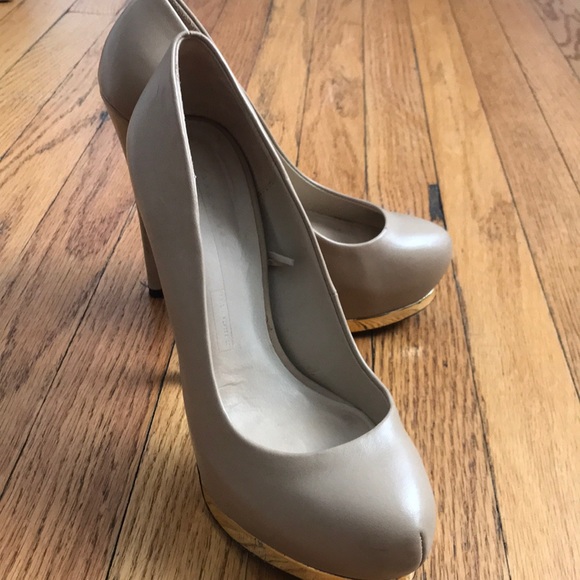 ZARA leather heels, 6 inch with platform. - Picture 2 of 5